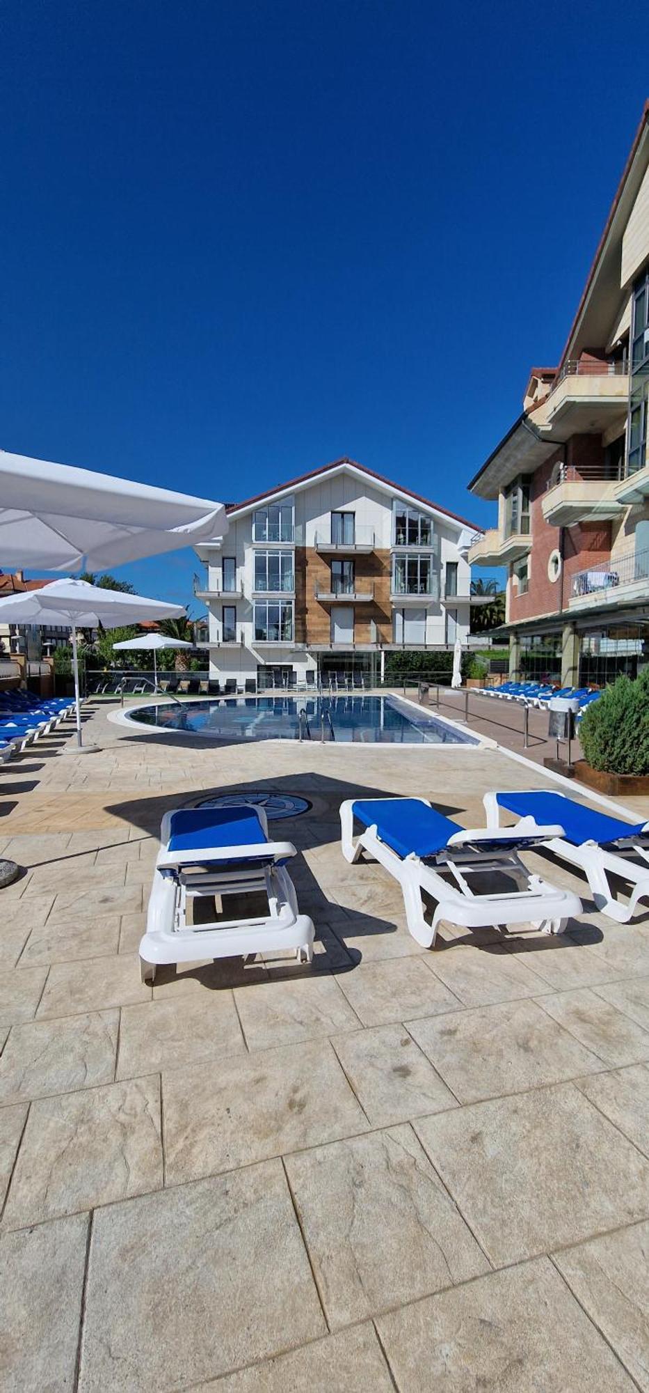 Playa Joyel Family Rooms Noja Eksteriør billede